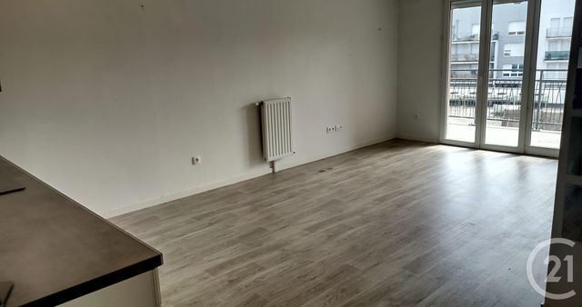 Appartement F3 à vendre - 3 pièces - 64.11 m2 - CORBEIL ESSONNES - 91 - ILE-DE-FRANCE - Century 21 Lesueur Et Hörlin