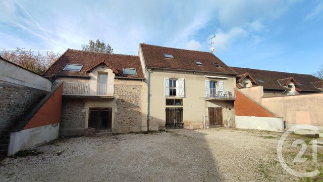 immeuble - ST GERMAIN LES CORBEIL - 91