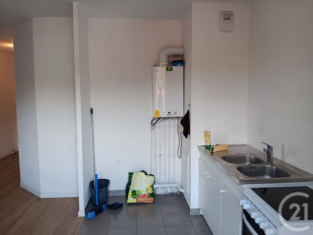 Appartement F2 à vendre - 2 pièces - 44.0 m2 - CORBEIL ESSONNES - 91 - ILE-DE-FRANCE - Century 21 Martinot Immobilier