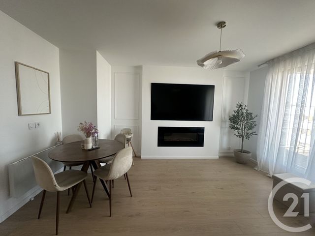 Appartement F4 à vendre - 4 pièces - 77.0 m2 - CORBEIL ESSONNES - 91 - ILE-DE-FRANCE - Century 21 Martinot Immobilier