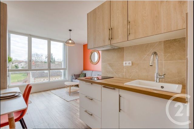 Appartement Studio à louer CORBEIL ESSONNES