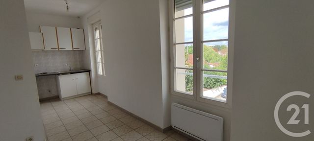 Appartement F1 à louer CORBEIL ESSONNES