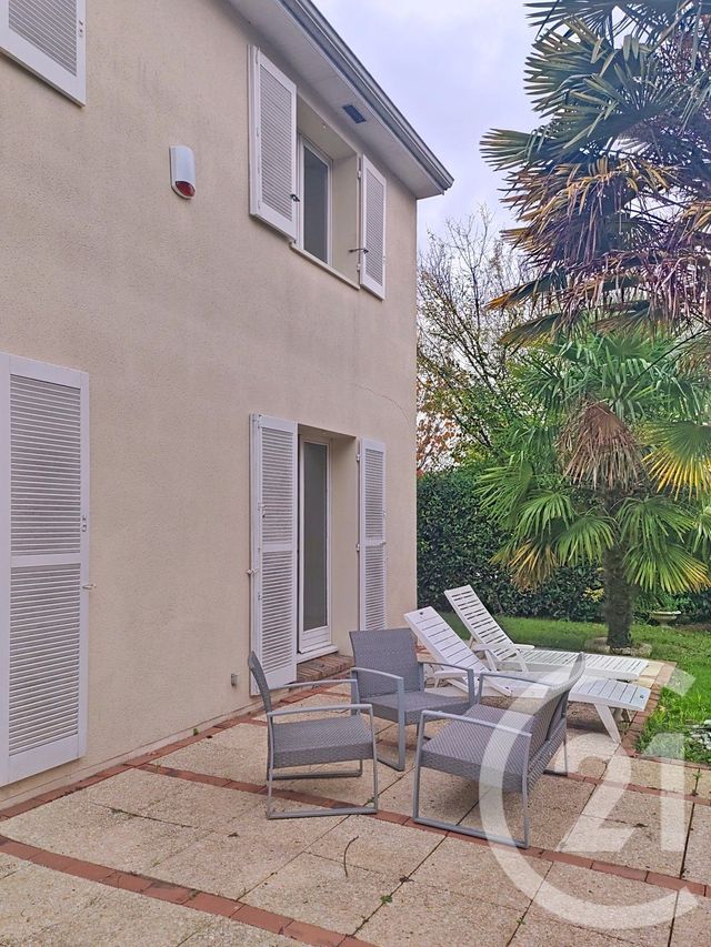 Afficher la photo en grand maison à louer - 5 pièces - 131.0 m2 - ST GERMAIN LES CORBEIL - 91 - ILE-DE-FRANCE - Century 21 Martinot Immobilier