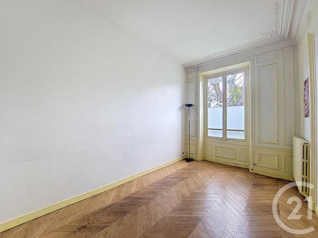 Afficher la photo en grand Appartement F2 à vendre - 2 pièces - 55.0 m2 - CORBEIL ESSONNES - 91 - ILE-DE-FRANCE - Century 21 Martinot Immobilier