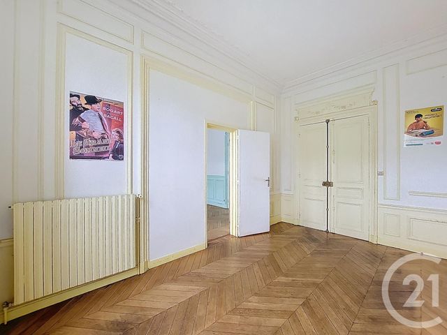Afficher la photo en grand Appartement F2 à vendre - 2 pièces - 55.0 m2 - CORBEIL ESSONNES - 91 - ILE-DE-FRANCE - Century 21 Martinot Immobilier