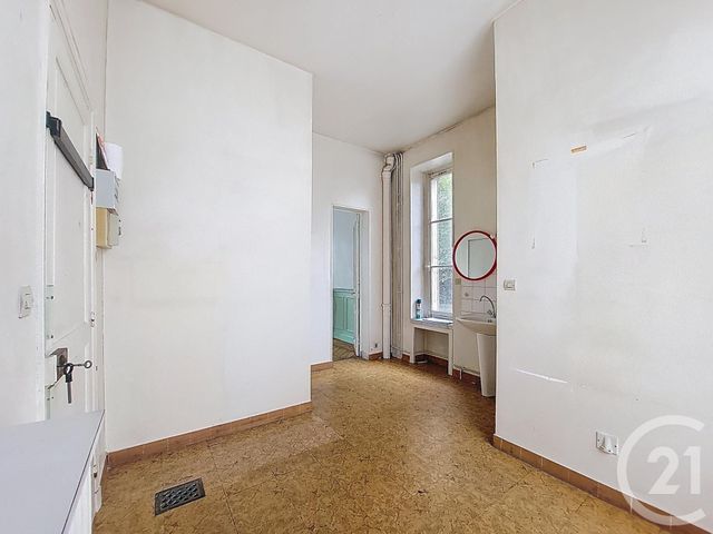 Afficher la photo en grand Appartement F2 à vendre - 2 pièces - 55.0 m2 - CORBEIL ESSONNES - 91 - ILE-DE-FRANCE - Century 21 Martinot Immobilier