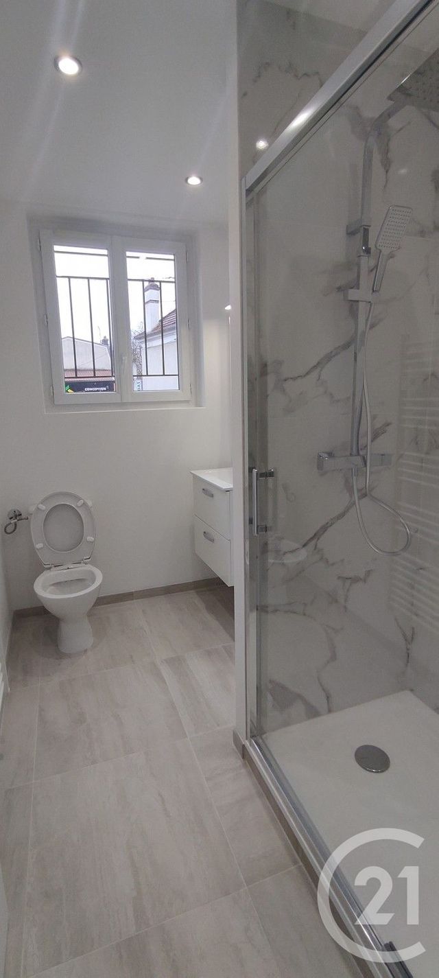 Afficher la photo en grand Appartement F2 à louer - 2 pièces - 30.0 m2 - CORBEIL ESSONNES - 91 - ILE-DE-FRANCE - Century 21 Martinot Immobilier