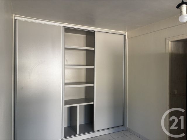 Afficher la photo en grand Appartement Local à vendre - 5 pièces - 300.0 m2 - CORBEIL ESSONNES - 91 - ILE-DE-FRANCE - Century 21 Martinot Immobilier