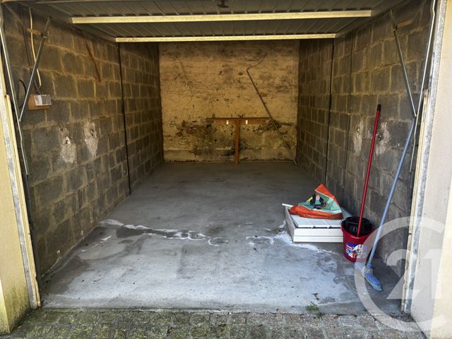 Afficher la photo en grand Appartement Local à vendre - 5 pièces - 300.0 m2 - CORBEIL ESSONNES - 91 - ILE-DE-FRANCE - Century 21 Martinot Immobilier