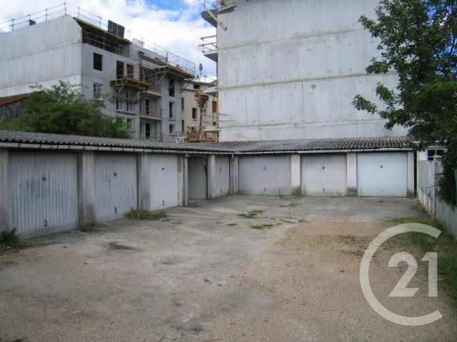 parking à louer - 15.0 m2 - CORBEIL ESSONNES - 91 - ILE-DE-FRANCE - Century 21 Martinot Immobilier