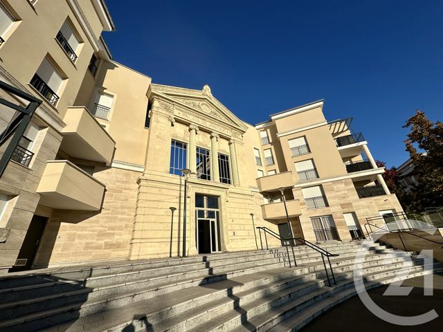 Afficher la photo en grand Appartement F3 à vendre - 3 pièces - 65.15 m2 - CORBEIL ESSONNES - 91 - ILE-DE-FRANCE - Century 21 Martinot Immobilier